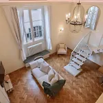 Apartment Palazzo Galli Tassi Collection - Loft 1 *